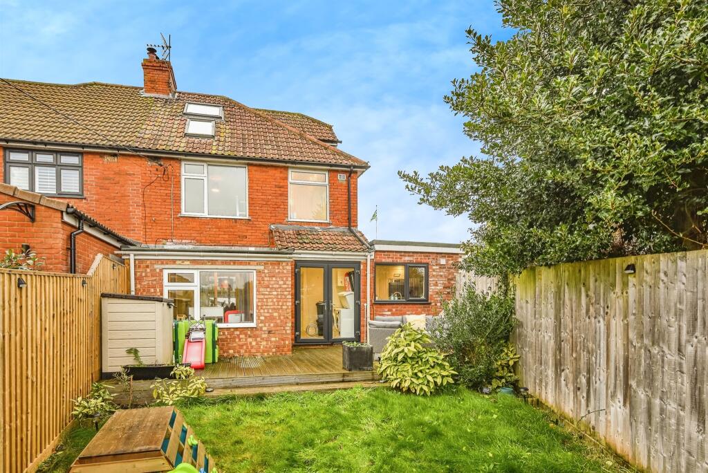 Additional property image - Eastbourne Road, Trowbridge
