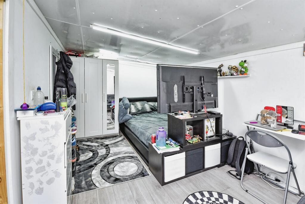 Additional property image - Dartmoor Road, Westbury