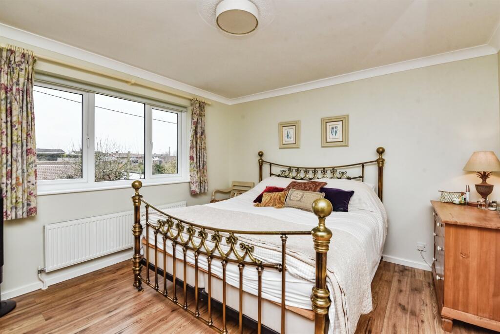 Additional property image - King Lane, Warminster