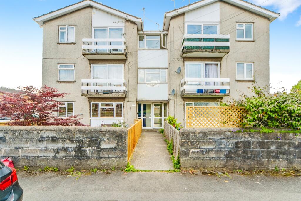 Main image of property: Glan Y Nant Court, Cardiff