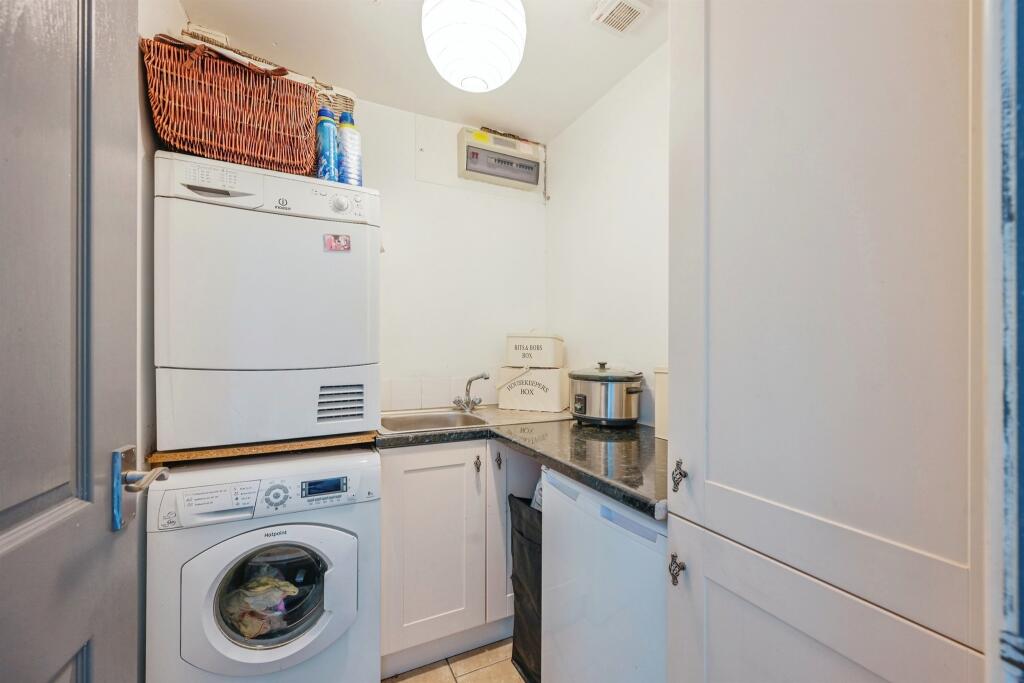 Additional property image - Greenway, Ashbourne