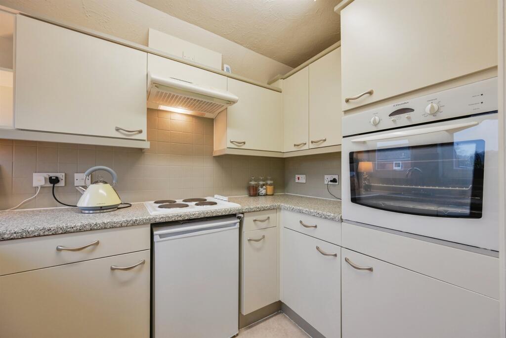 Additional property image - Chatsworth Court, Park View, Ashbourne