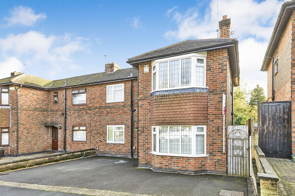 3 bedroom semidetached house for sale in Jackson Avenue, Mickleover