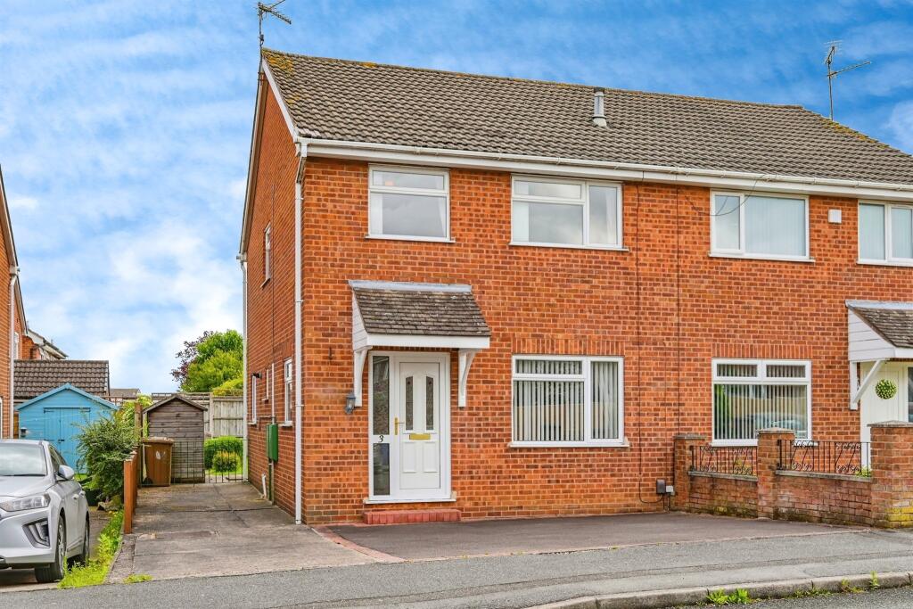 Main image of property: Chantry Close, Mickleover, Derby