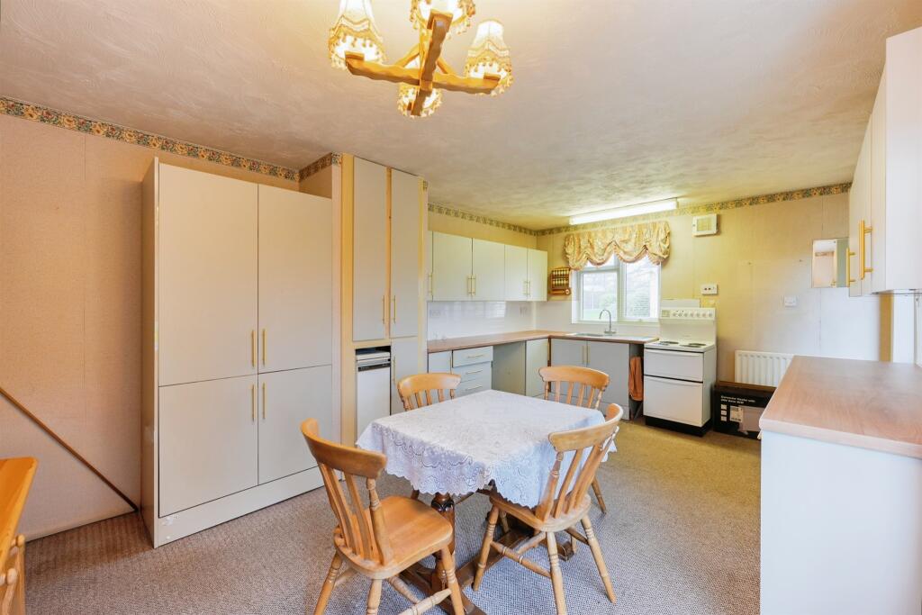 Additional property image - Sutton Lane, Hilton, Derby