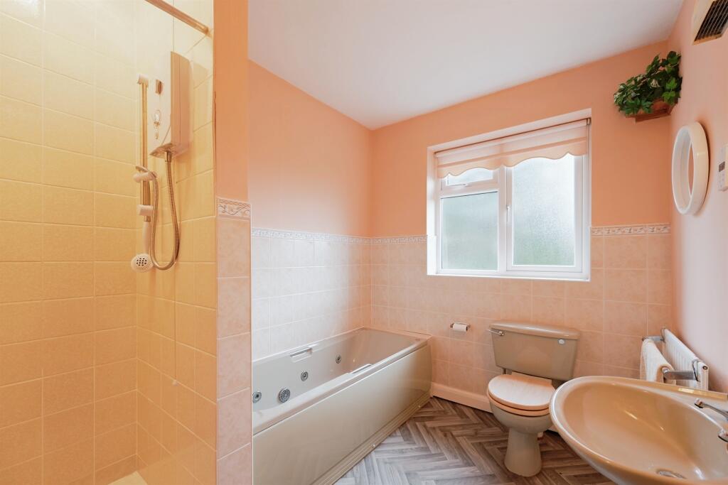 Additional property image - Sutton Lane, Hilton, Derby