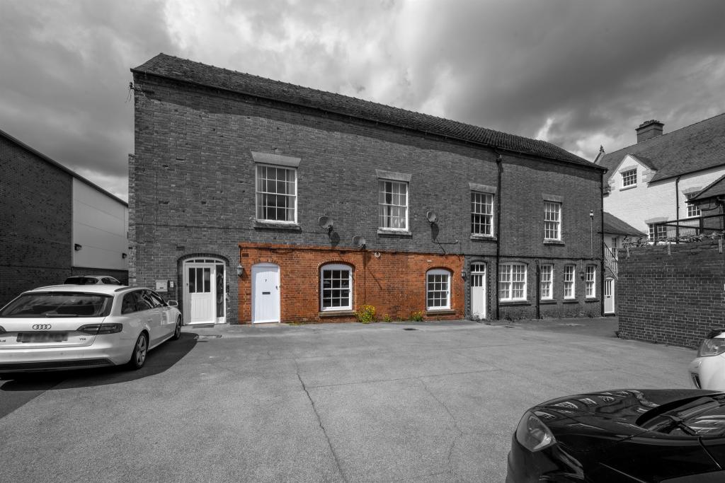 2 bedroom apartment for sale in High Street, Uttoxeter, ST14