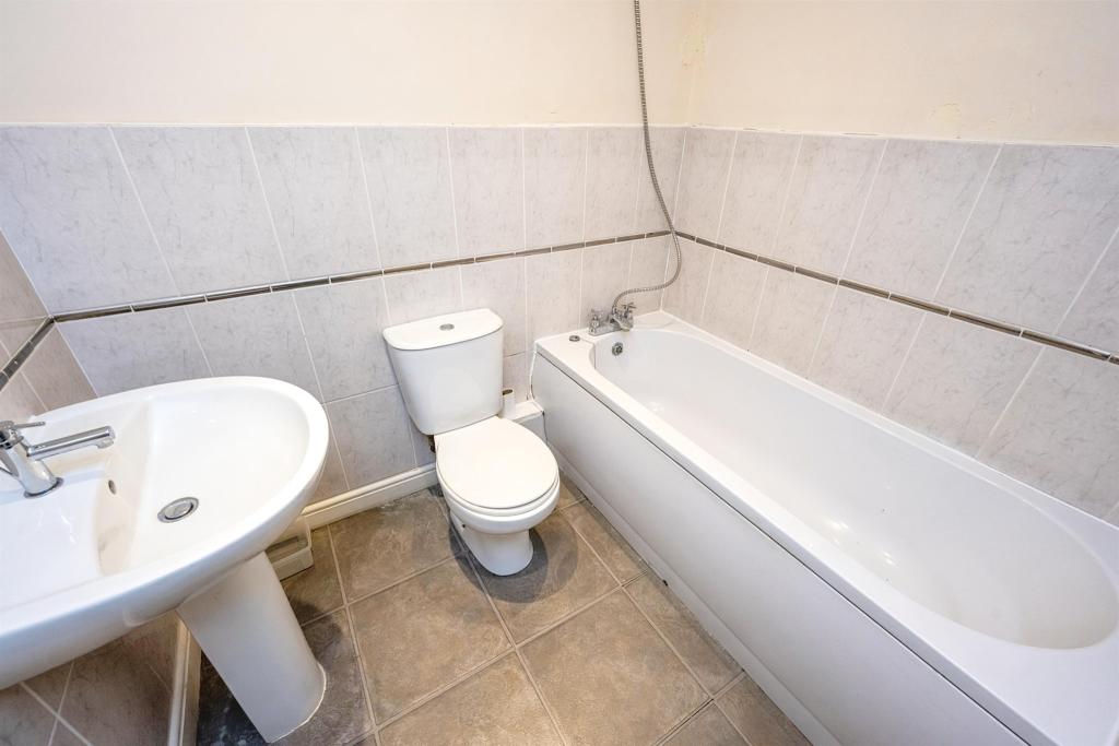 2 bedroom apartment for sale in High Street, Uttoxeter, ST14