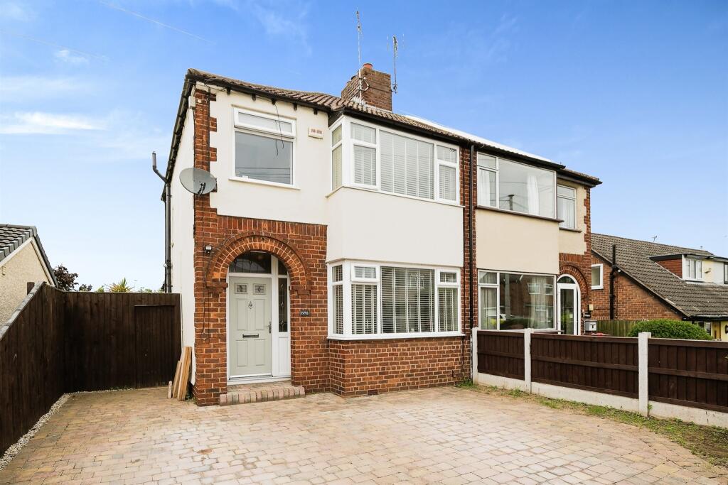 3 bedroom semi-detached house for sale in Shepherds Lane, Chester, CH2