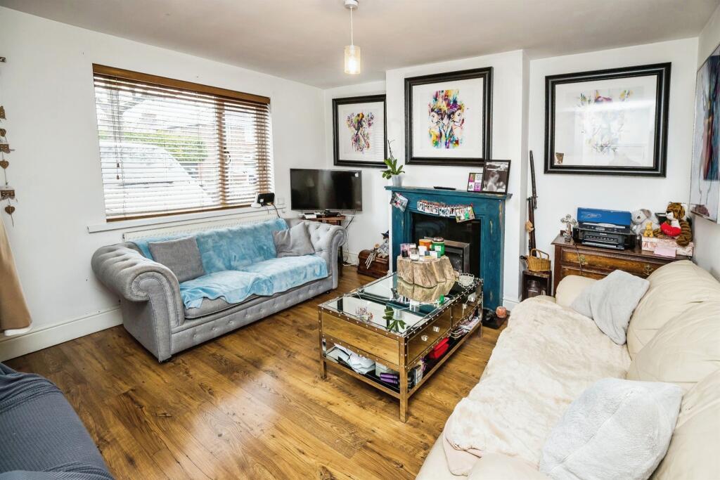 Additional property image - Appleyards Lane, Handbridge, Chester