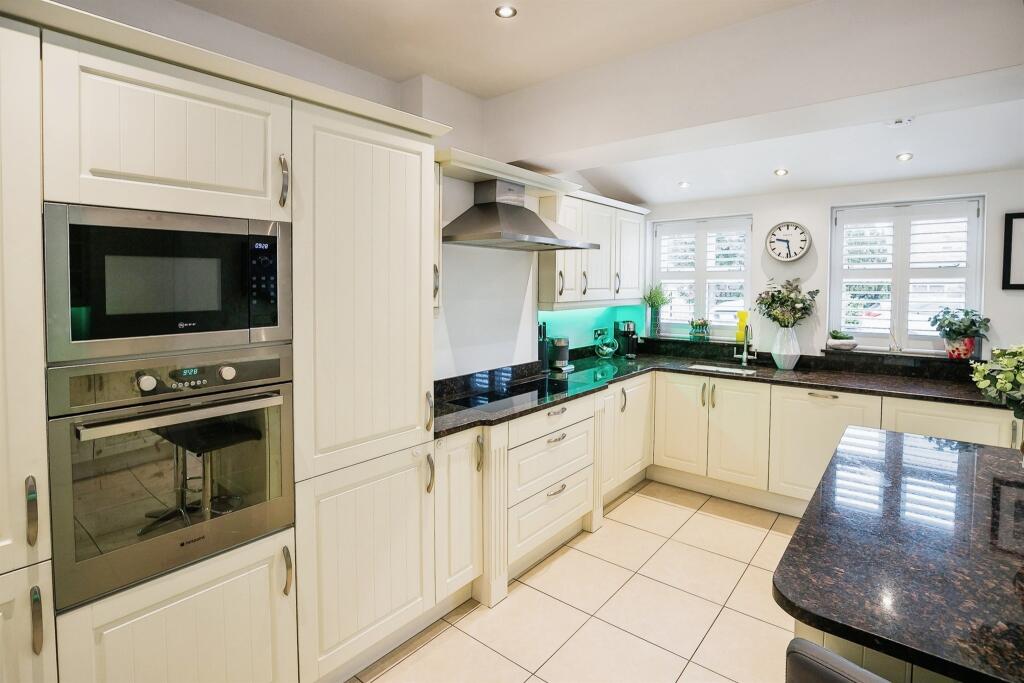 Additional property image - Deeside Lane, Sealand, Chester