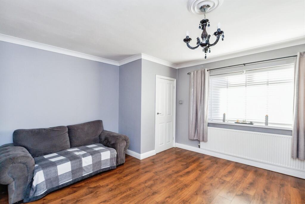 Additional property image - Cemlyn Close, Blacon, Chester