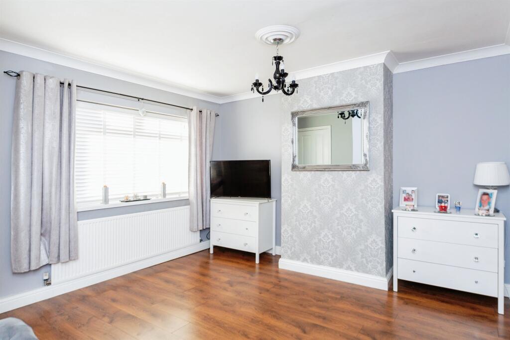Additional property image - Cemlyn Close, Blacon, Chester