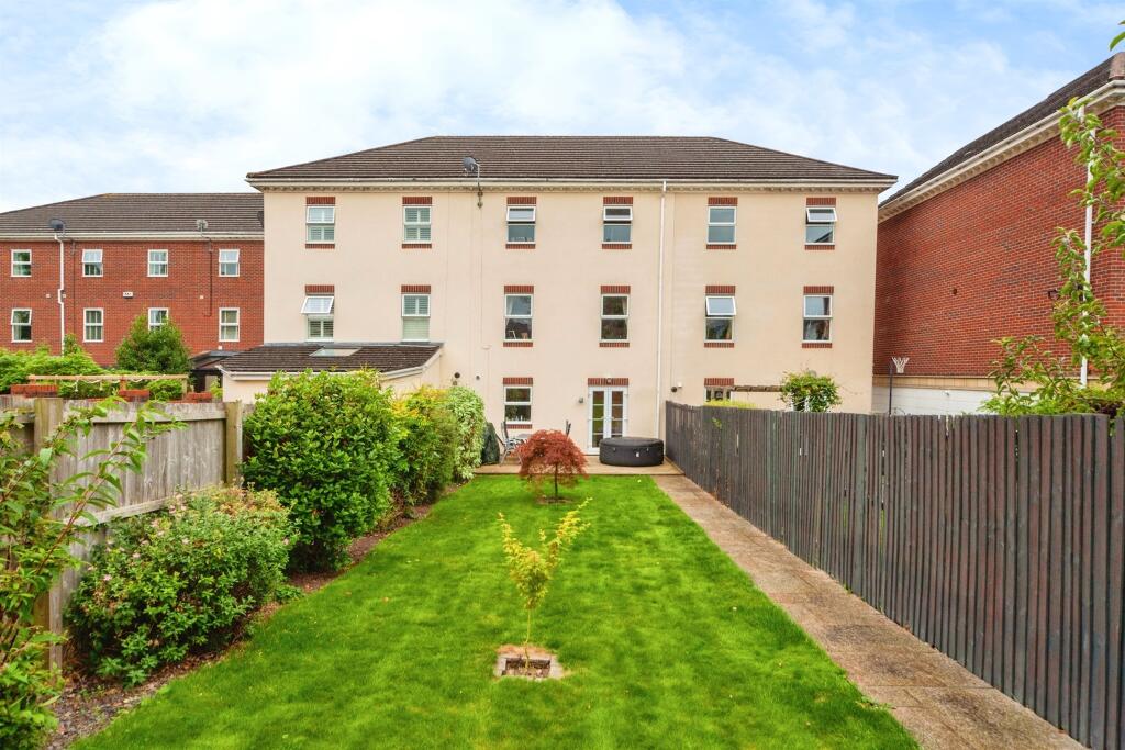 Additional property image - Dryersfield, Chester