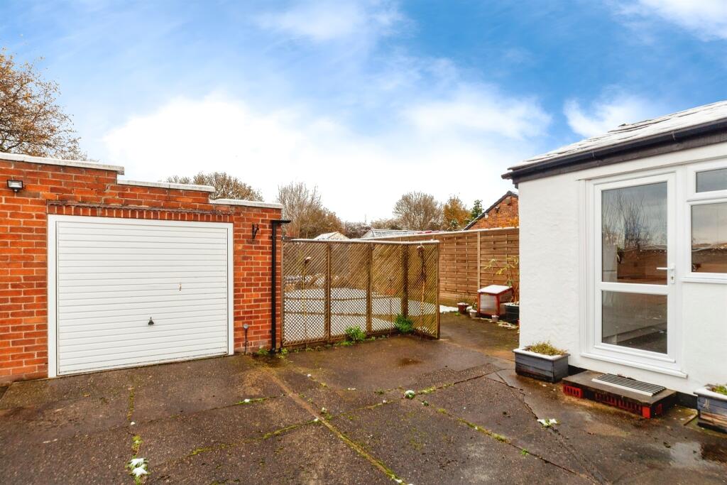 Additional property image - Highfield Road, Blacon, Chester