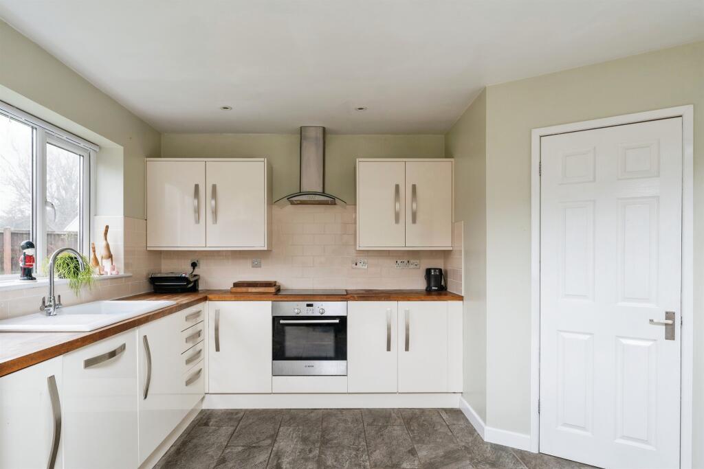 Additional property image - Toft Close, Saltney, Chester