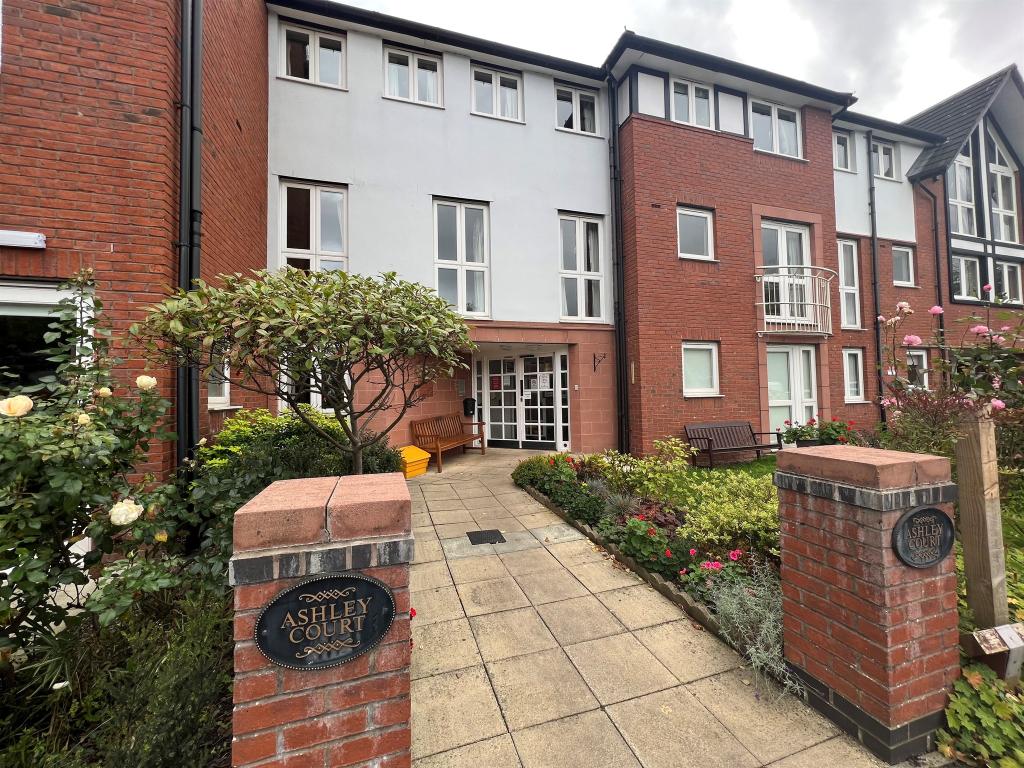 1 bedroom flat for sale in Chapelfields, Frodsham, WA6