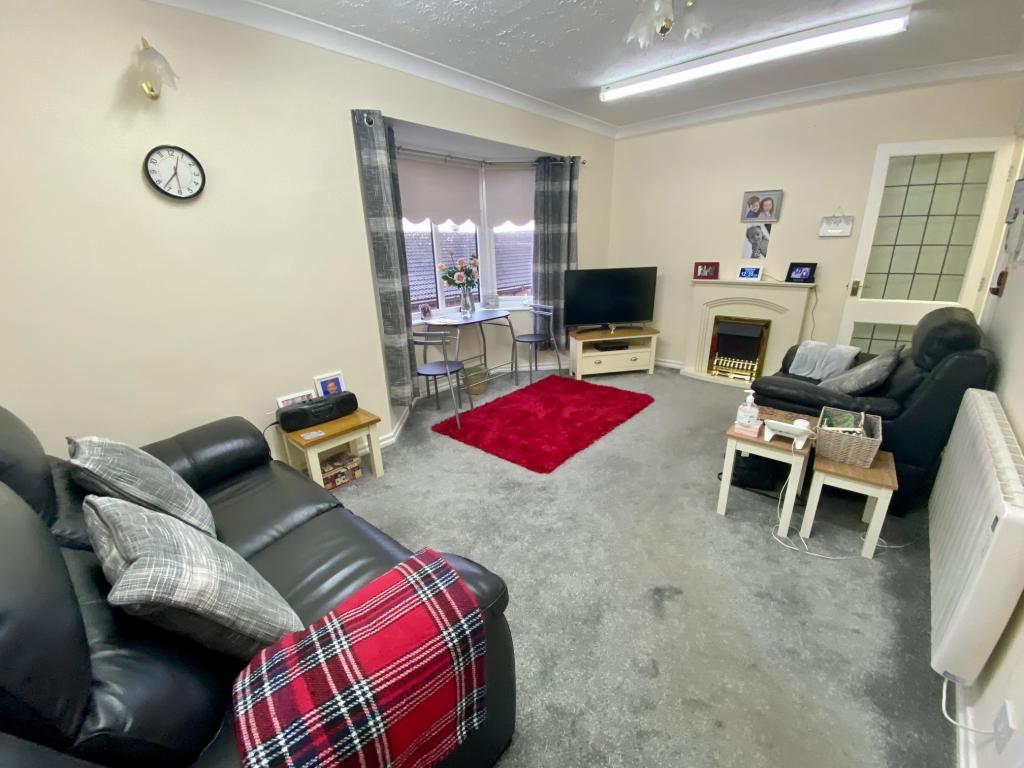 2 bedroom apartment for sale in Lower Robin Hood Lane, Helsby, Frodsham