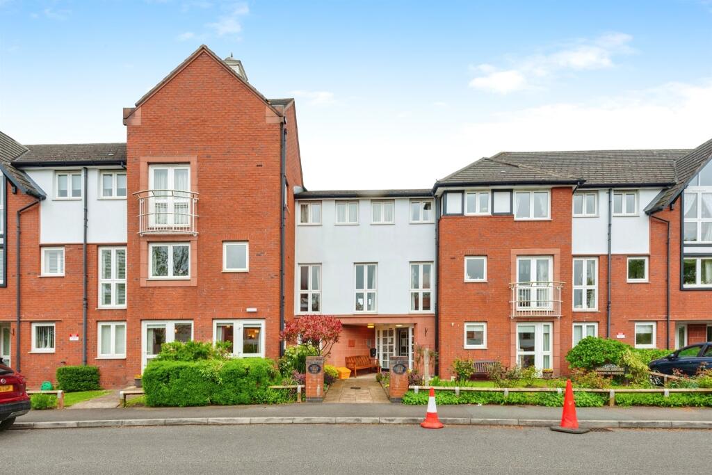 1 bedroom retirement property for sale in Chapelfields, Frodsham, WA6