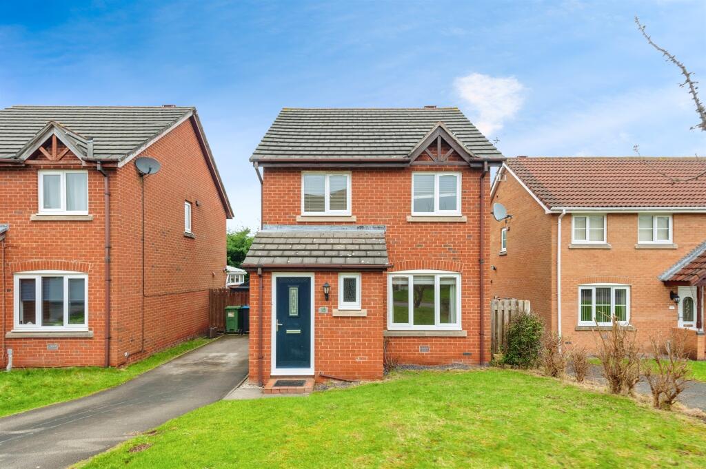 3 bedroom detached house