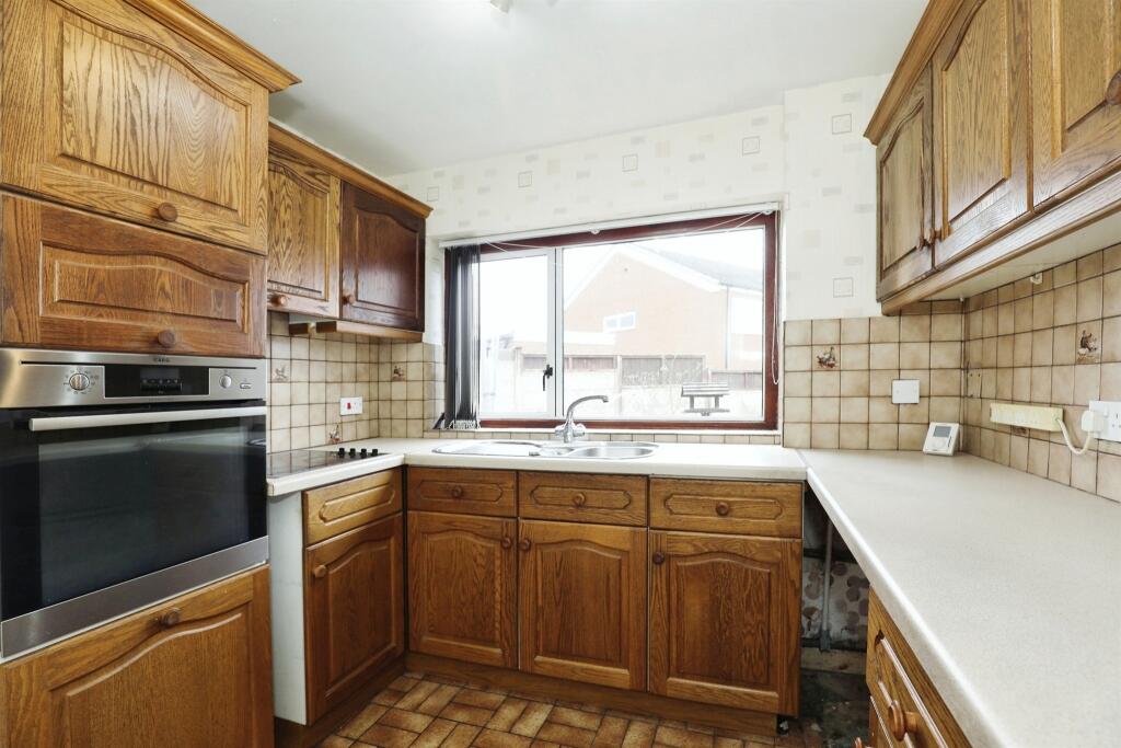 Additional property image - Hunters Hill, Weaverham, Northwich