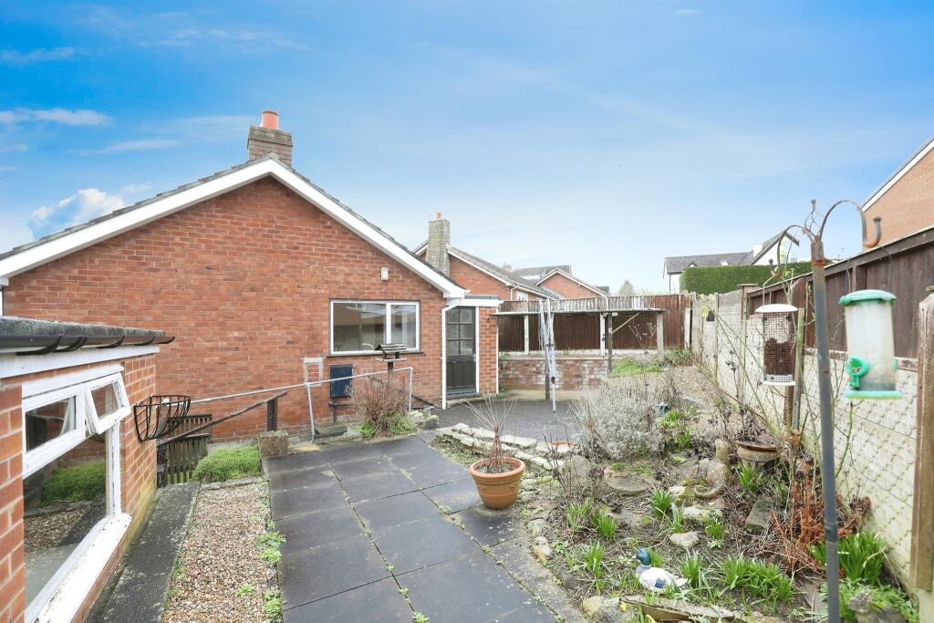 Additional property image - Hunters Hill, Weaverham, Northwich