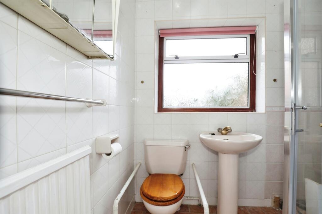 Additional property image - Hunters Hill, Weaverham, Northwich