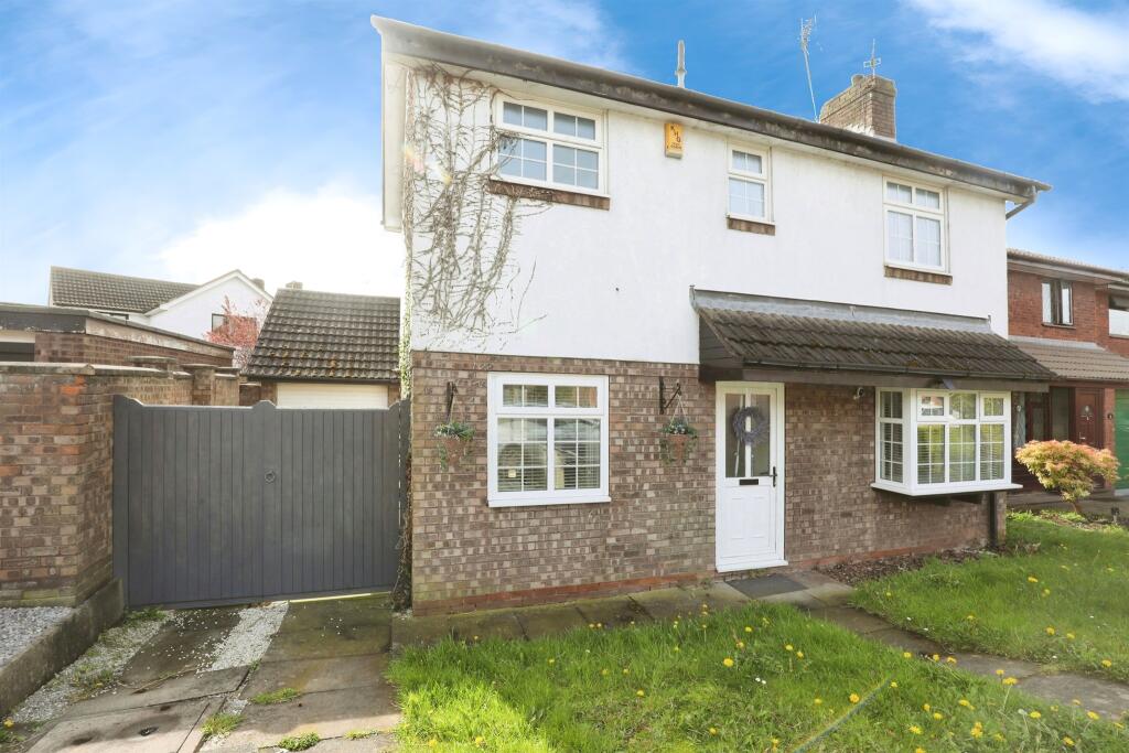 3 bedroom detached house for sale in Ashgate Lane, Wincham, Northwich, CW9
