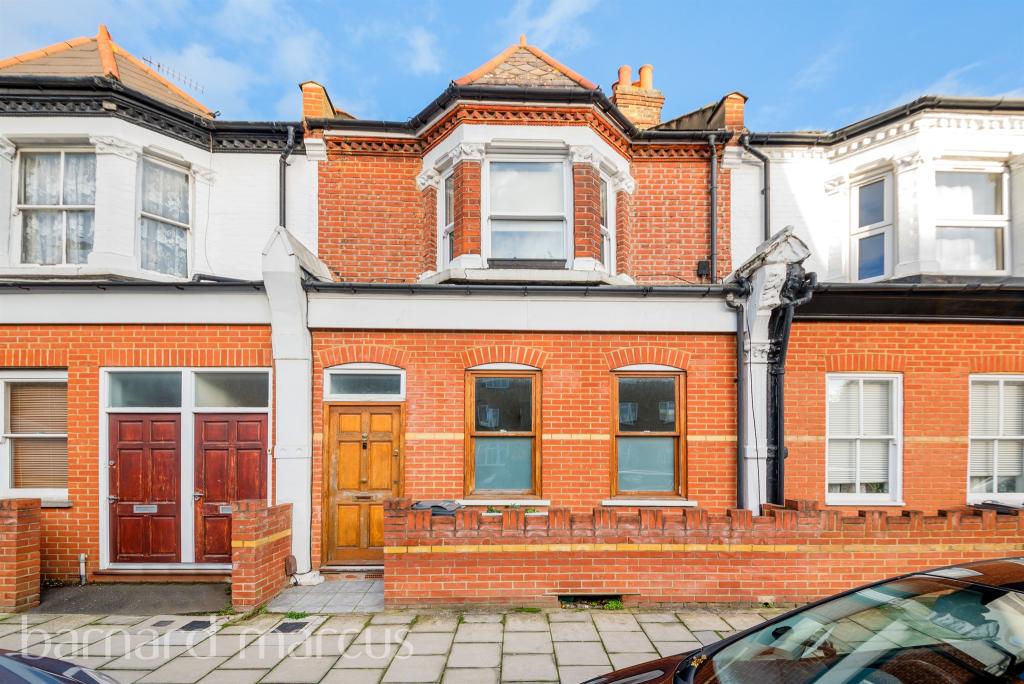 2 bedroom apartment for sale in Devonshire Road, Chiswick, W4