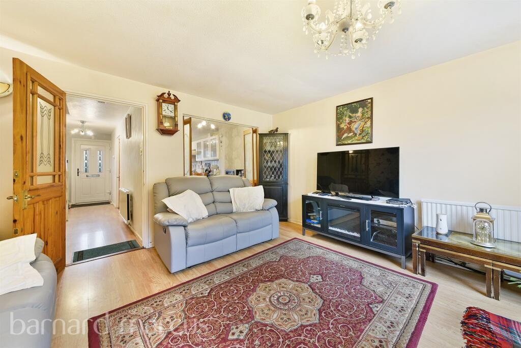 2 bedroom terraced house for sale in Staveley Gardens, London, W4