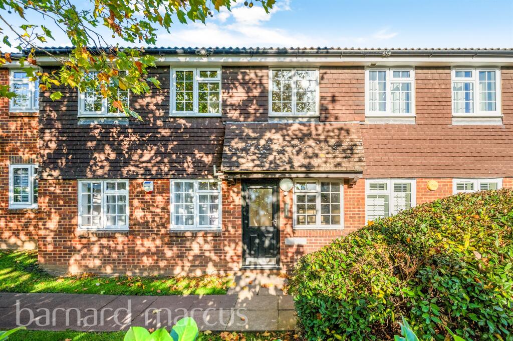 Main image of property: Avenue Road, London