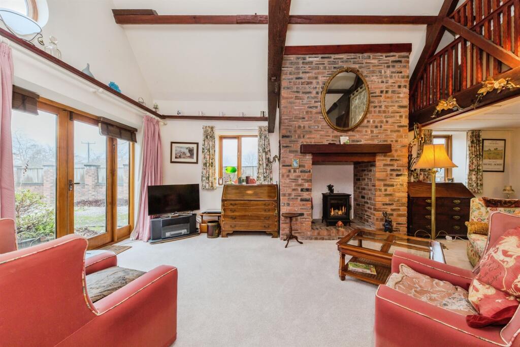 Additional property image - Swanlow Lane, Darnhall, Winsford