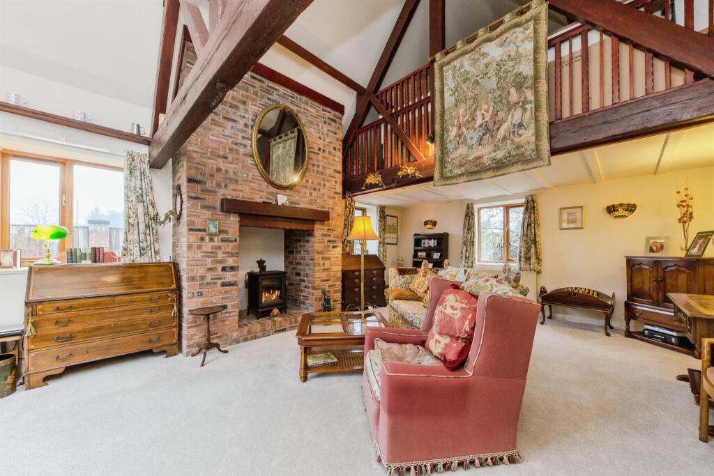 Additional property image - Swanlow Lane, Darnhall, Winsford