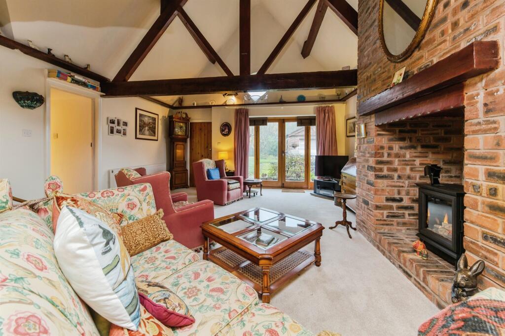 Additional property image - Swanlow Lane, Darnhall, Winsford
