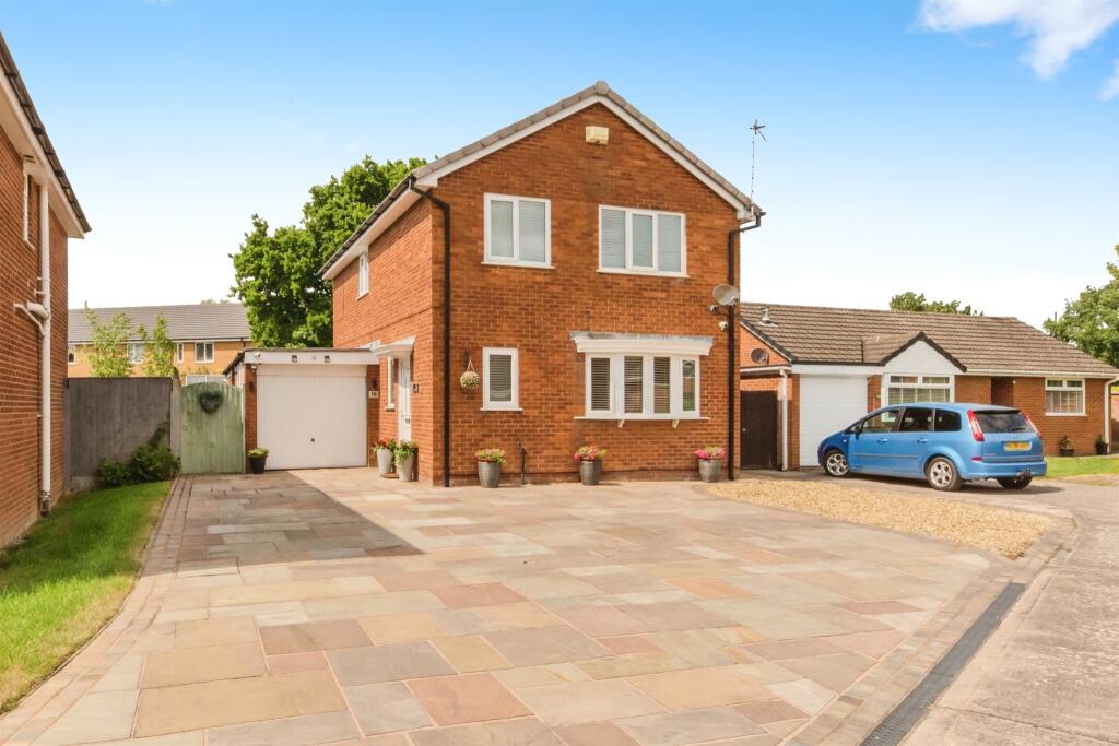 Main image of property: Kestrel Close, Winsford