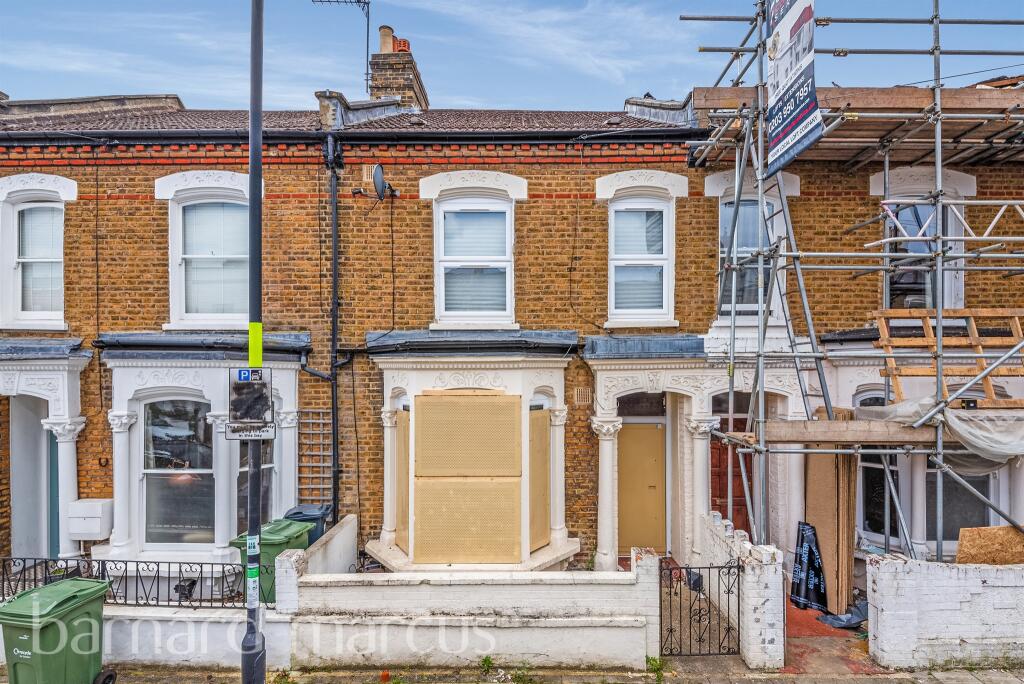 3 bedroom house for sale in Talma Road, London, SW2