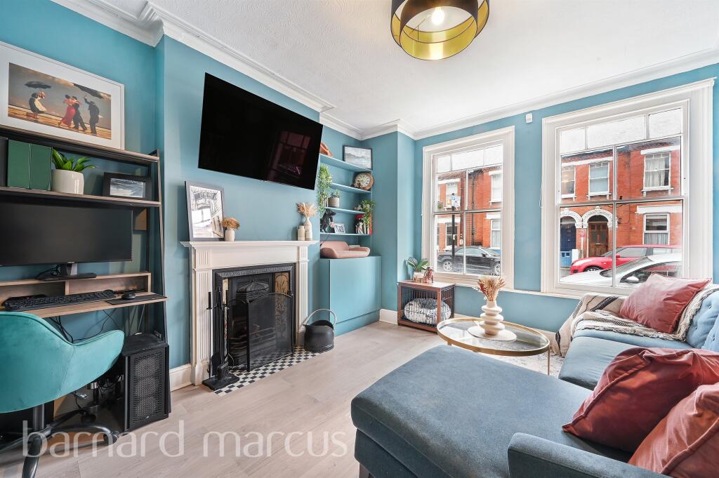 Main image of property: Brading Road, London