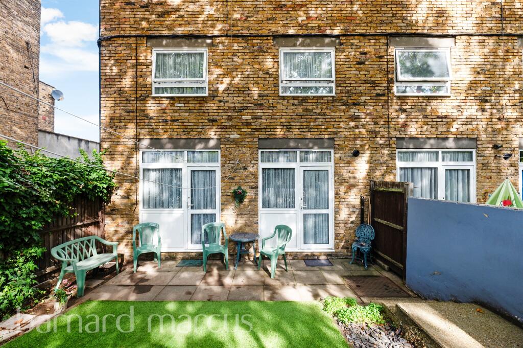 Main image of property: Union Road, London
