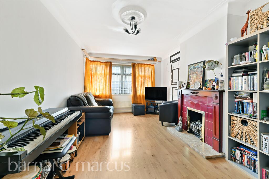 Main image of property: Lincoln Close, London