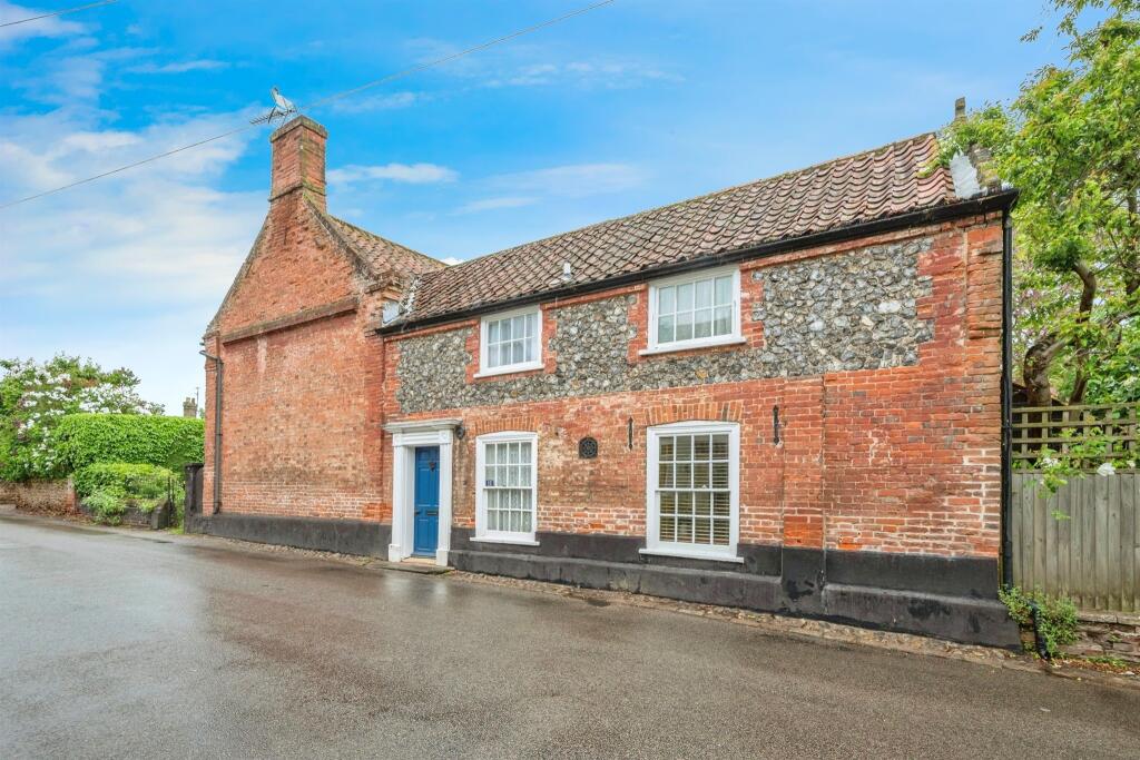 3 bedroom character property for sale in Millgate, Aylsham, Norwich, NR11