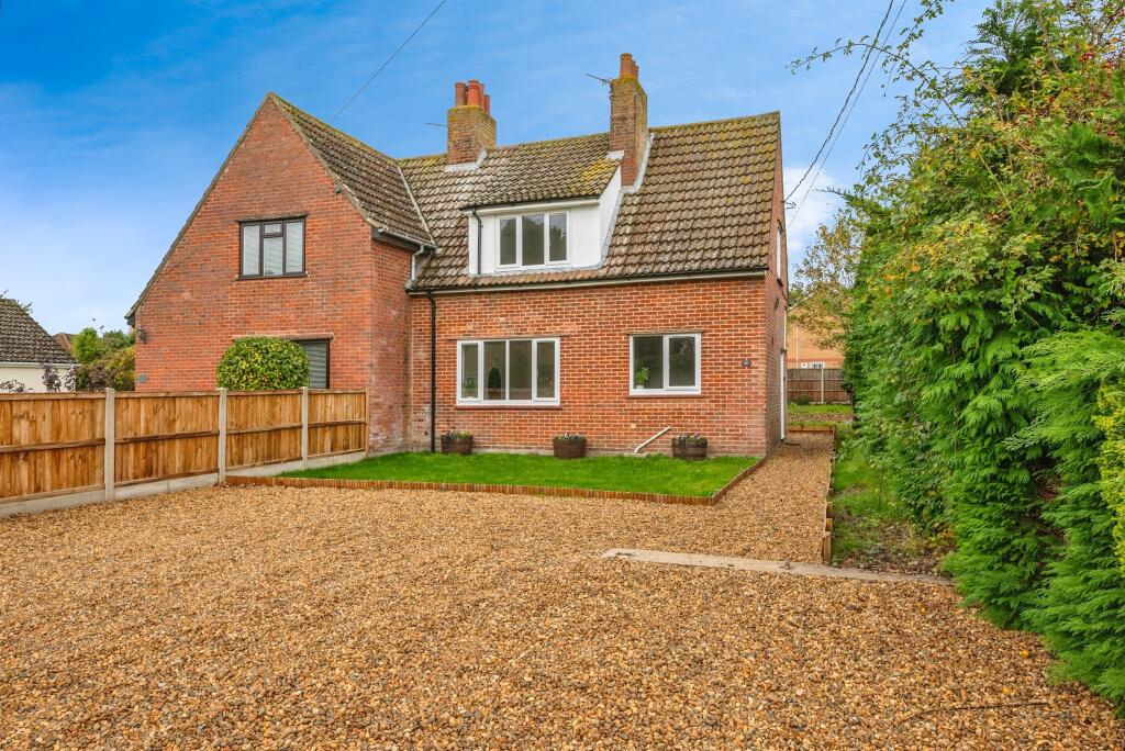 Main image of property: Chapel Road, Hainford, Norwich