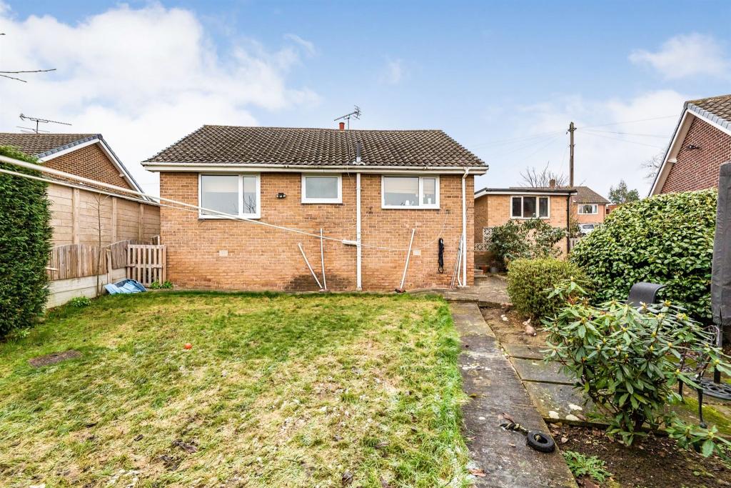 2 bedroom detached bungalow for sale in Spring Vale Avenue, Worsbrough