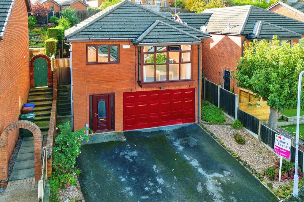 5 bedroom detached house for sale in Ellavale Road, Elsecar, Barnsley, S74