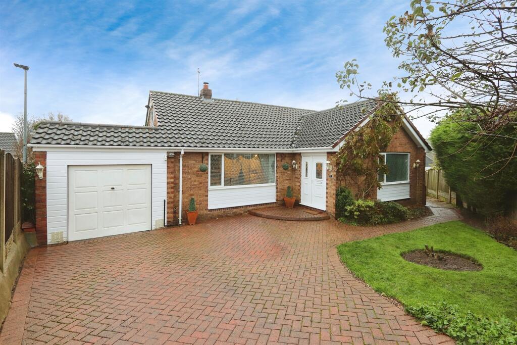 4 bedroom detached bungalow for sale in Merlin Close, Birdwell