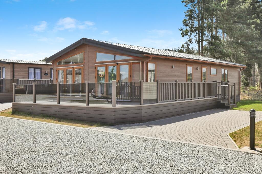 Main image of property: Thorne Road, Austerfield, Doncaster
