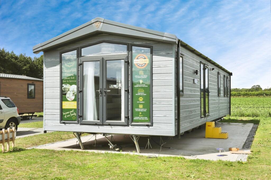 Main image of property: Thorne Road, Austerfield, Doncaster