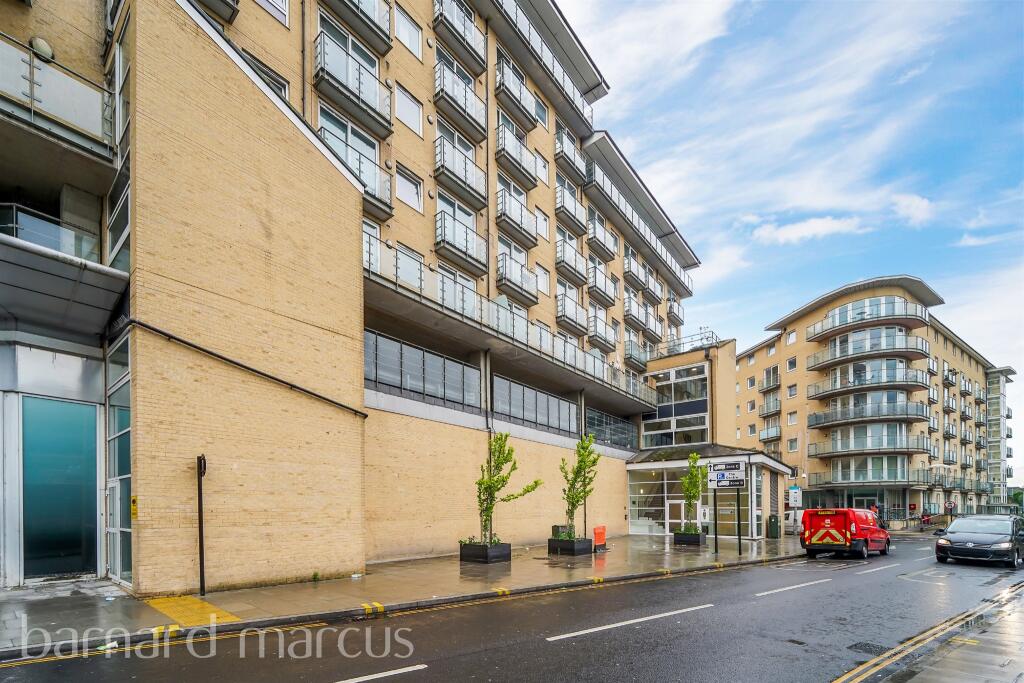 Main image of property: Bedfont Lane, Feltham