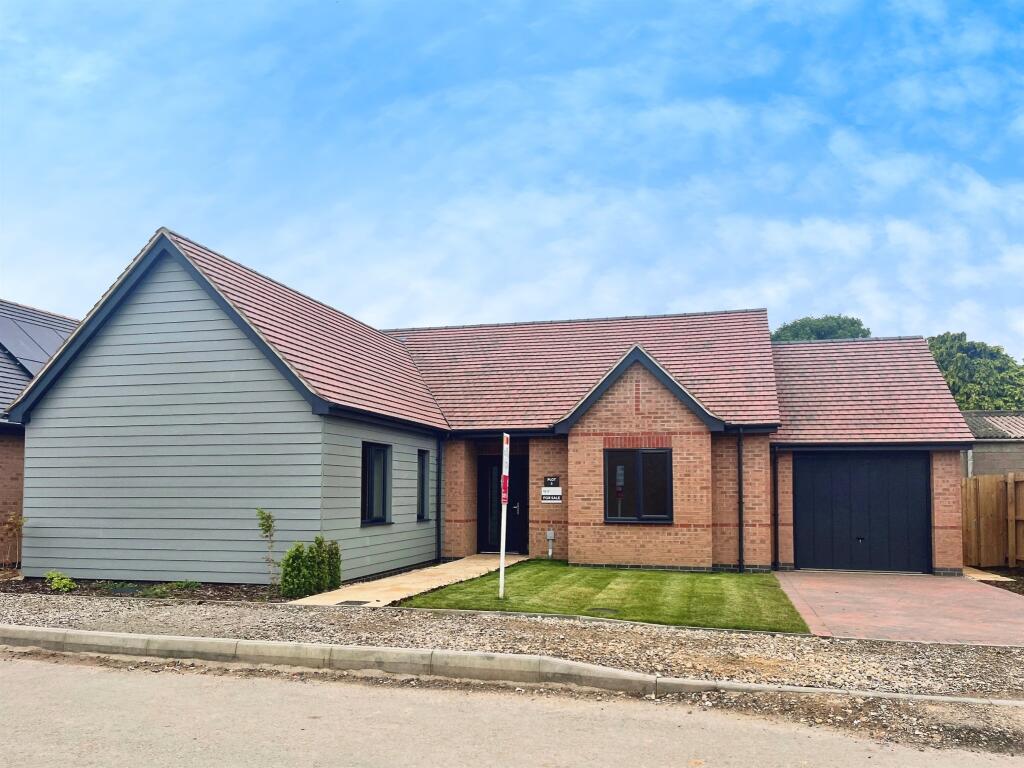 3 bedroom detached bungalow for sale in Benington Road, Butterwick