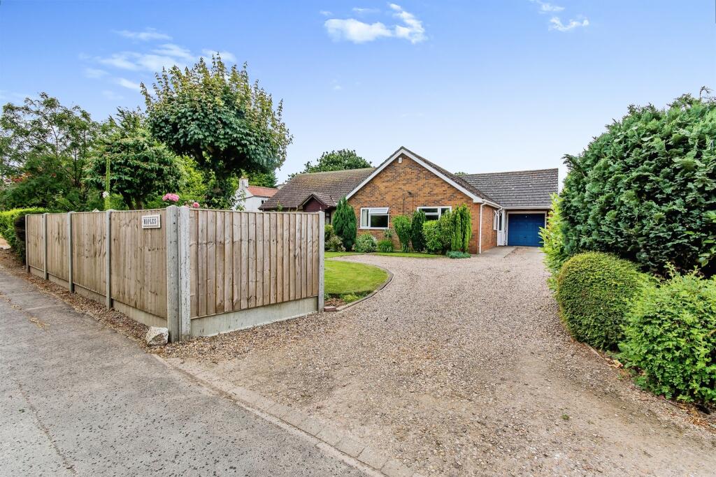 3 bedroom detached bungalow for sale in Main Road, Wrangle, Boston, PE22