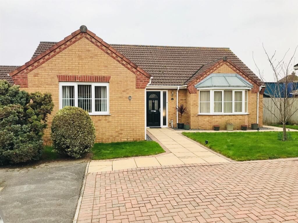 3 bedroom detached bungalow for sale in Mayflower Close, Fishtoft